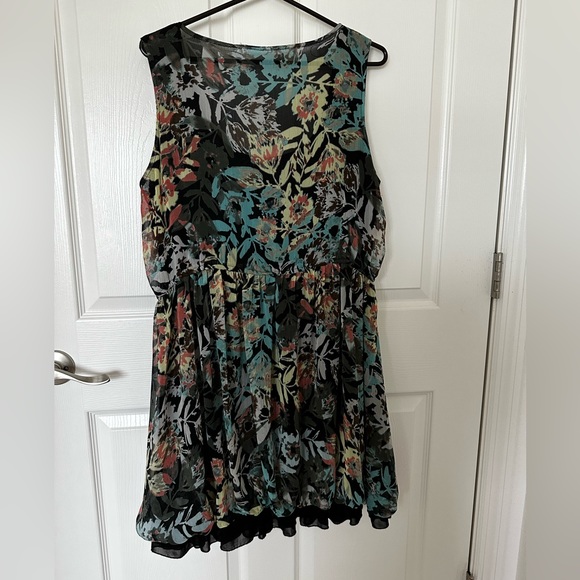 Calvin Klein Dress with 3/4 Length Cardigan. Size XL - Picture 3 of 7